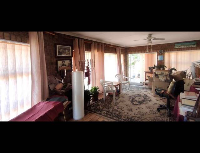 3 BEDROOM HOUSE FOR SALE IN HOEVELD PARK